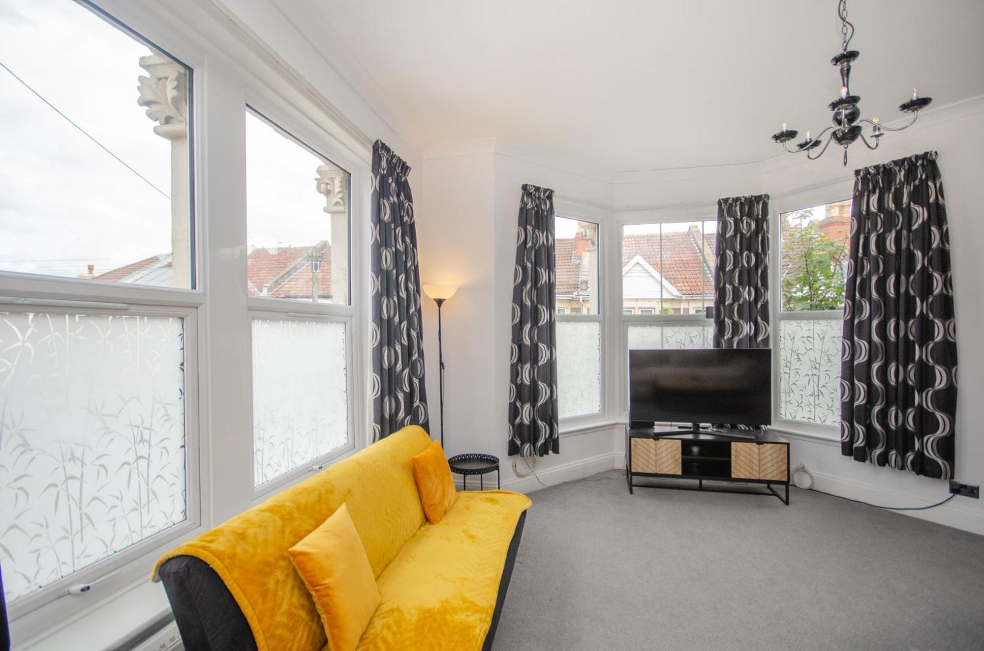 Stylish 91Sqm Victoria 2 Bedroom Apartment ブリストル エクステリア 写真